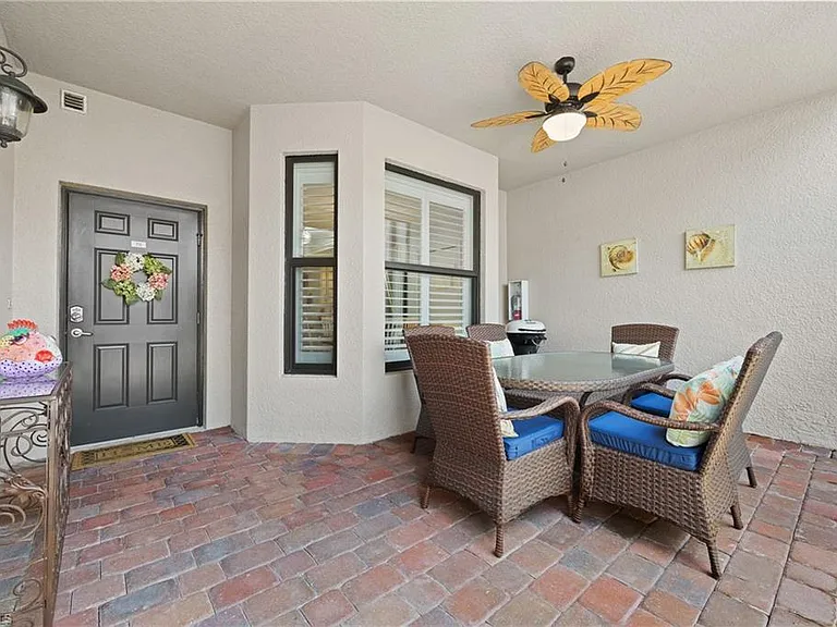 9844 Venezia Cir #711 — Photo 5