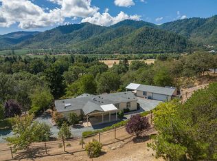 3848 N River Rd, Gold Hill, OR 97525