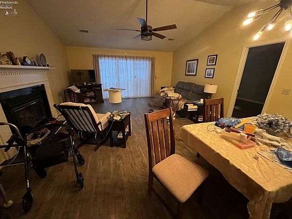 2nd image of 104 Leisure Ln