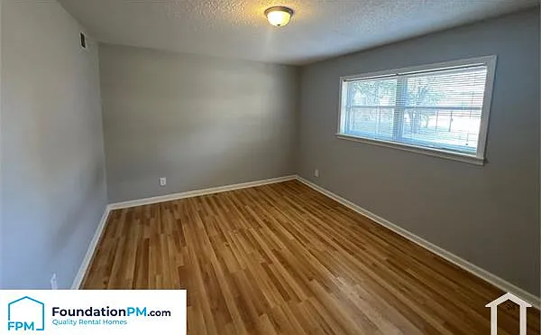 34 N Idlewild St #11 — Photo 5