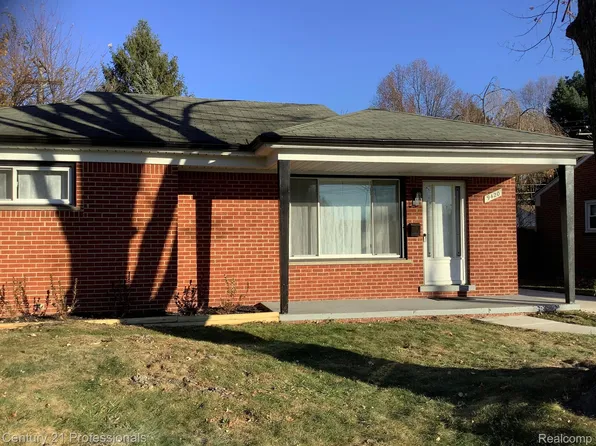 9420 Hartel St, Livonia, MI 48150