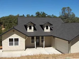 320 Mill Ct photo 1