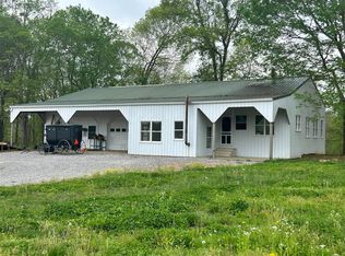 2111 Turkey Knob Rd, Marion, KY 42064
