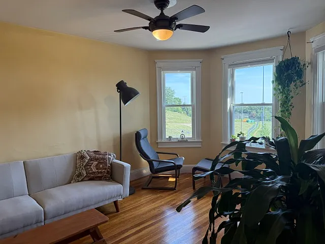 93 Mount Ida Rd #2