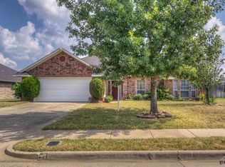 550 Spencer Ln, Tyler, TX 75704