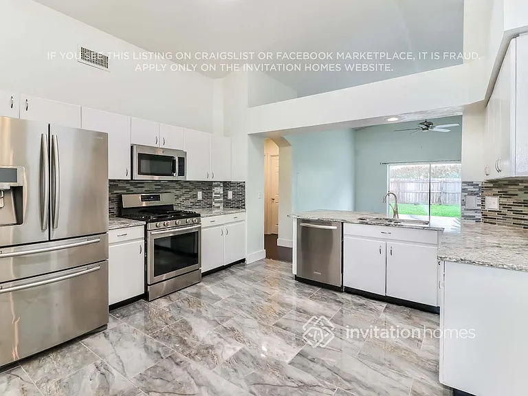 30725 Wrencrest Dr — Photo 4