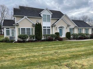 27 Cypress Ln #27, Wilbraham, MA 01095