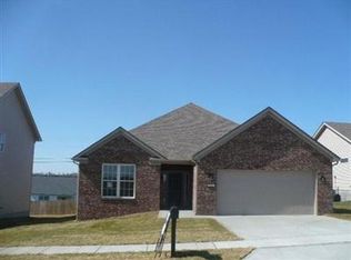 117 Shelby Ln, Nicholasville, KY 40356