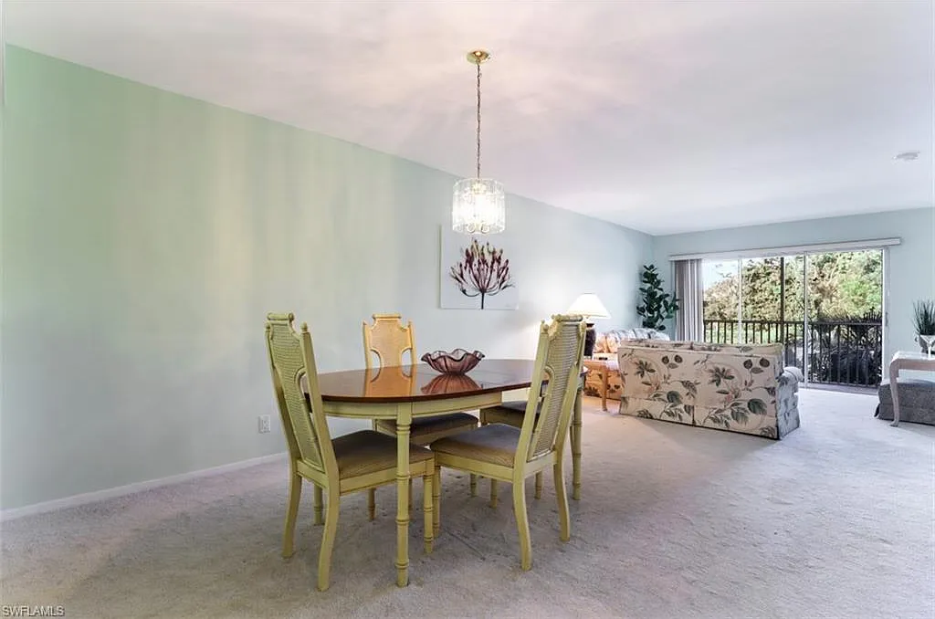 2 bed, 2.0 bath, 1000 sqft, $5,000 — Photo 2