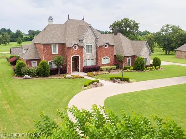 7201 Highland Park Dr, Fort Smith, AR 72916