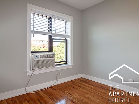 3rd image of 2912 N Mildred Ave #Cc2