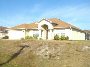 1419 SW 4th Ln, Cape Coral, FL 33991