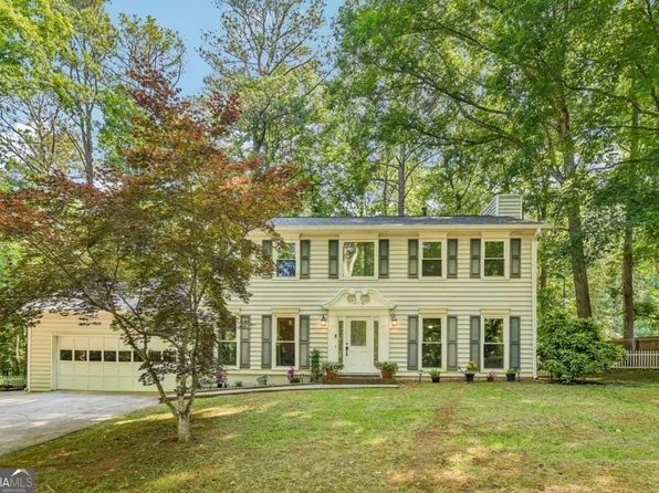160 Deanna Ct, Lawrenceville, GA 30046