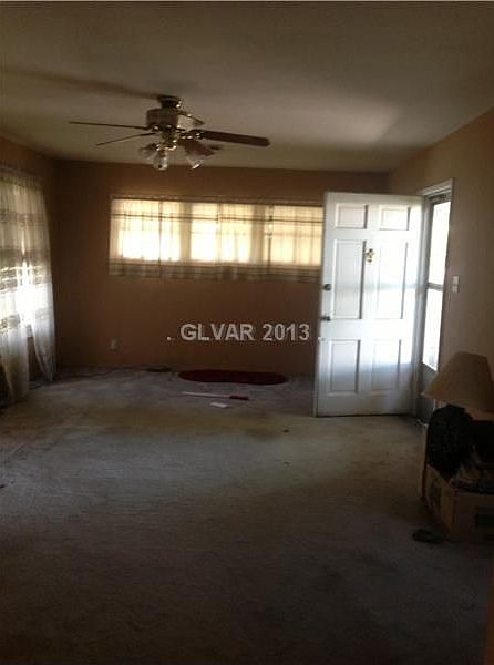 2nd image of 1066 Griffith Ave