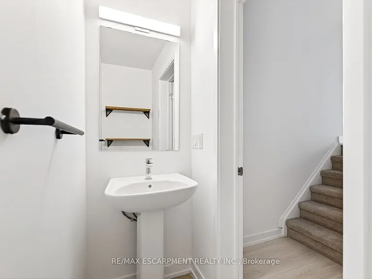 1121 Cooke Blvd #32 — Photo 8