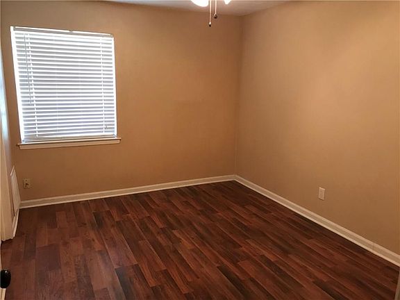 4th image of 14520 Briarcrest Ln