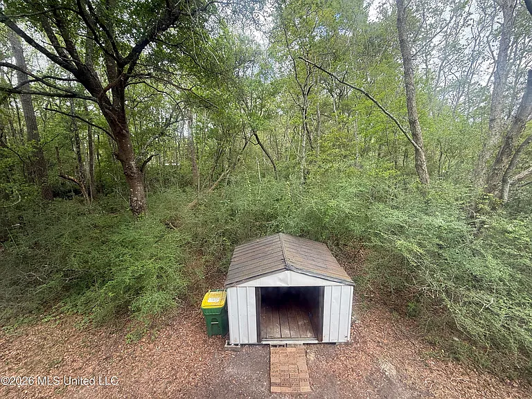 9907 Cedarcliff Dr — Photo 10