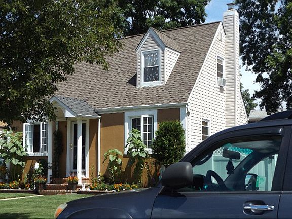 3rd image of 491 Hempstead Blvd