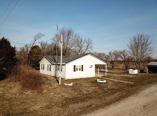 907 SE 200th Rd, Clinton, MO 64735