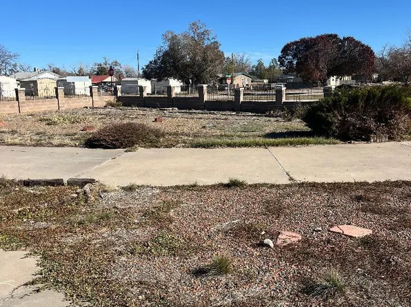 503 S 10th Ave, Estancia, NM 87016