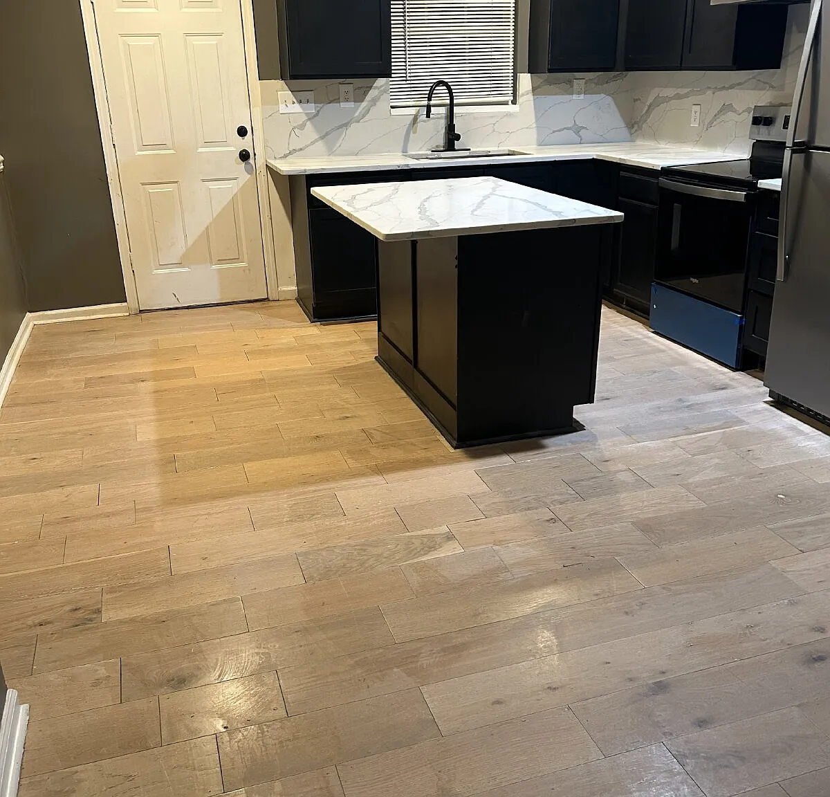 2 bed, 2.0 bath, 840 sqft, $1,250 — Photo 4