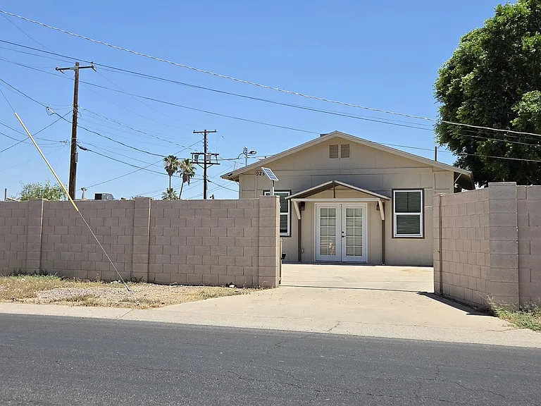 928 W Estes Way — Photo 19