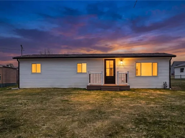 265 Ewing St, Meadow Lands, PA 15347