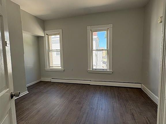 5th image of 1414 Broad St #2