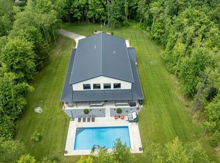 10810 Douglas Rd, Osceola, IN 46561