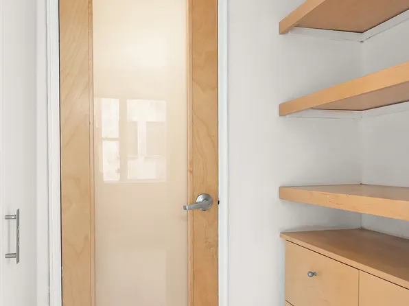 430 West 34th Street image 6 of 8