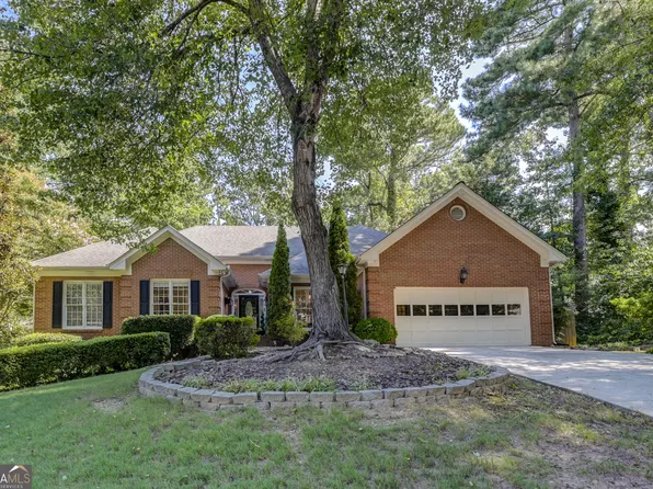 1213 Shyreford Cir, Lawrenceville, GA 30043