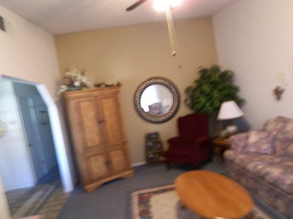 3rd image of 637 Tiburon Ln