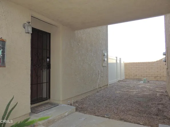 300 W Santa Barbara St, Santa Paula, CA 93060