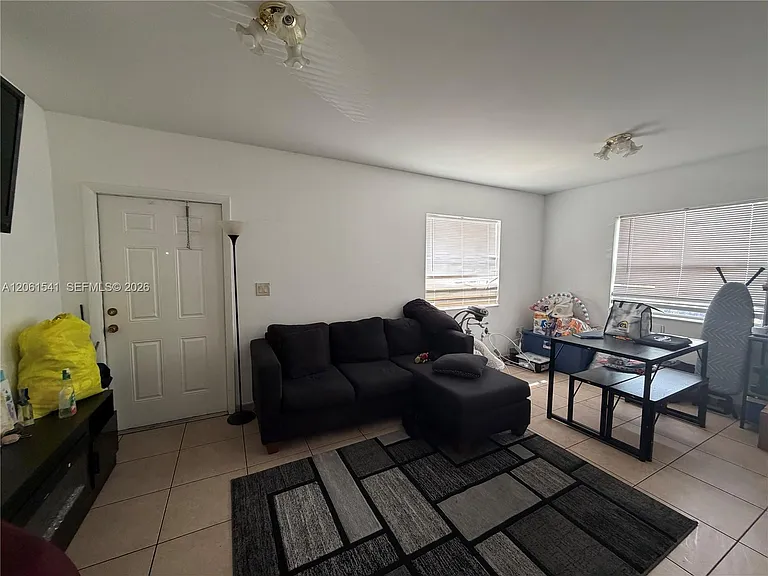 14140 NE 2nd Ct #3 — Photo 18