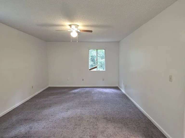 1208 Bush River Rd #D2 — Photo 13