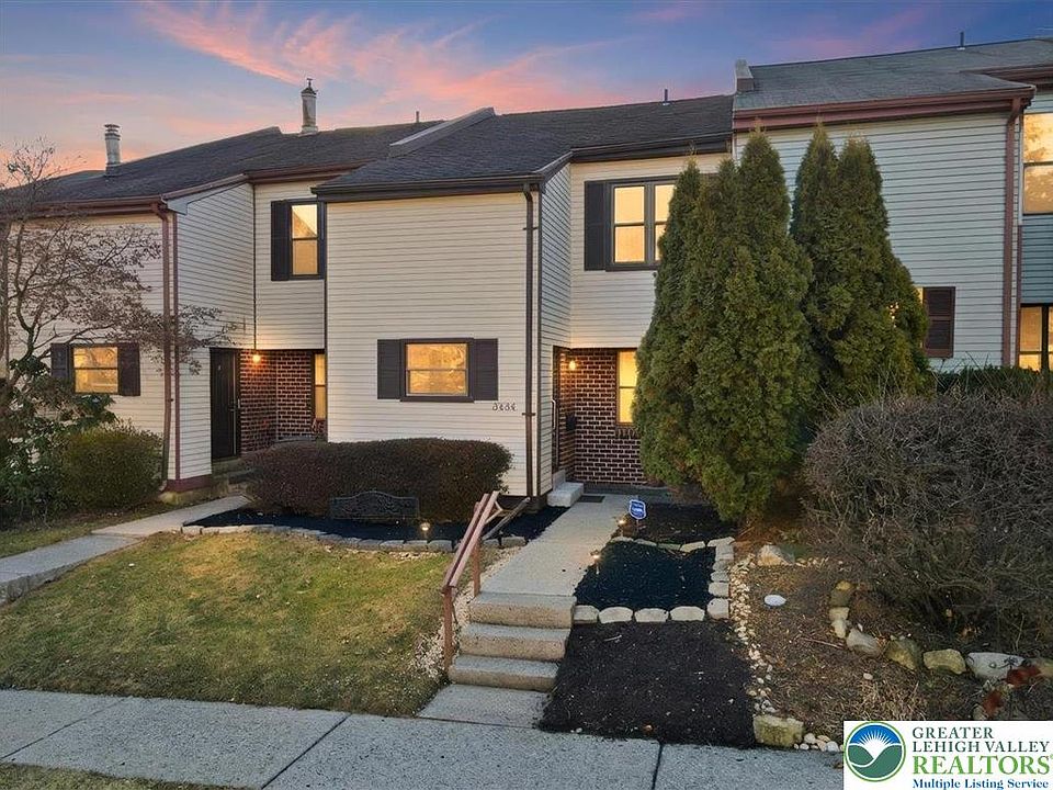 1st image of 3434 Colonial Ct S