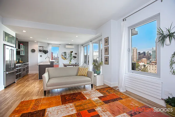 Sold by Modern Spaces | media 14