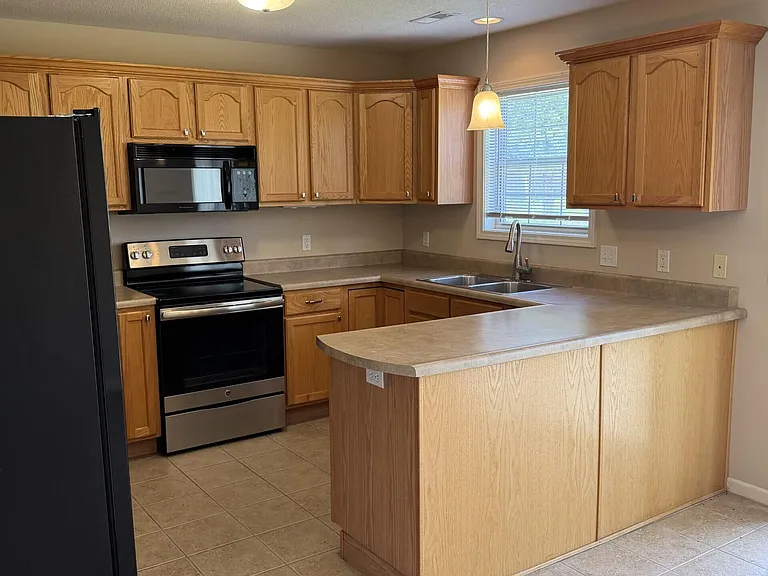 4310 Culpeper Dr — Photo 4