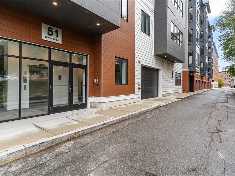 75 W Broadway #301 — Photo 17