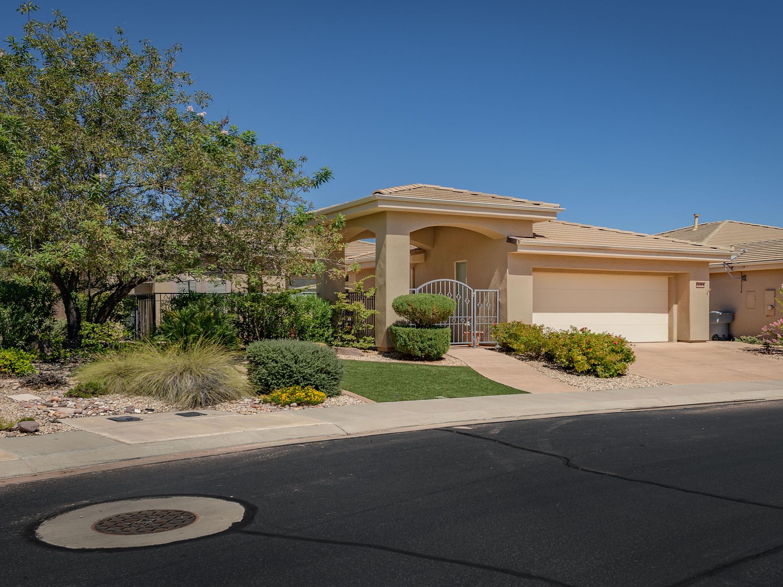 2335 W Sunbrook Dr UNIT 51, St UT 84770 MLS 23244406 Zillow