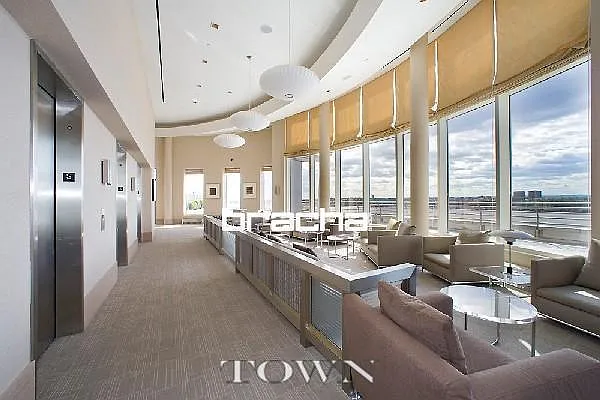 Rented by Town Residential | media 27