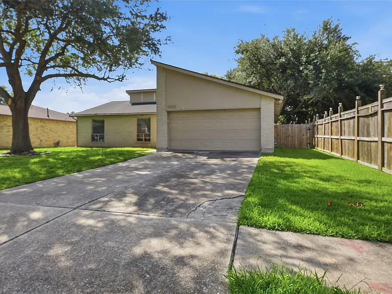 466 El Toro Ln — Photo 3