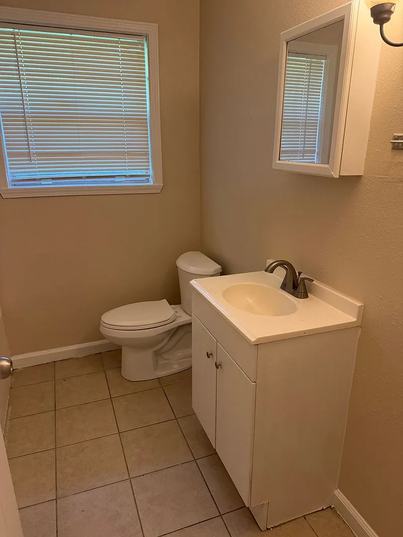House for Rent — Photo 3