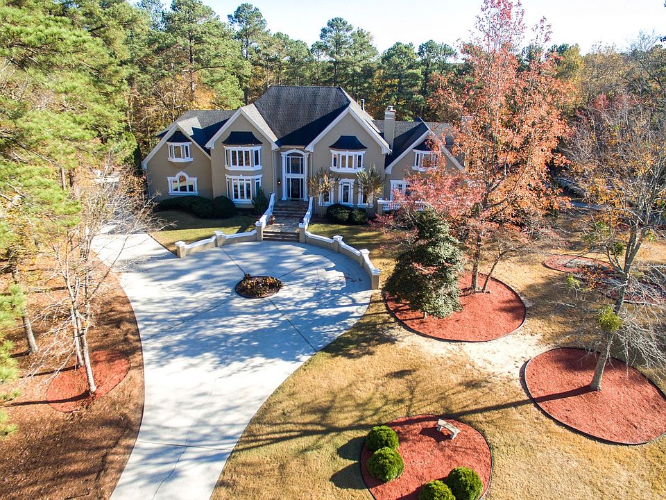 1st image of 2321 Gleneagle Trce NW