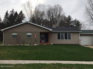 315 Tomahawk Ln, Reed City, MI 49677