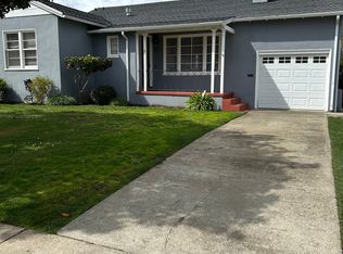 1136 Hamilton Ln, Burlingame, CA 94010