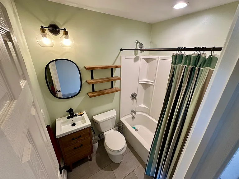 10 Curtis Ave — Photo 11