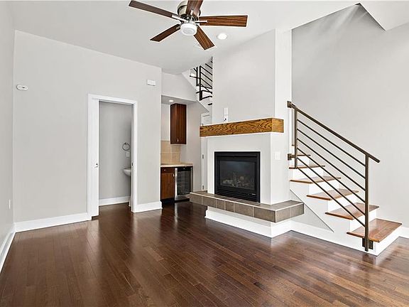 3rd image of Ca Residential