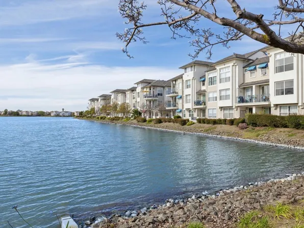 100 Baltic Cir Unit 128, Redwood City, CA 94065