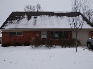 5206 Pepper Dr, Huber Heights, OH 45424